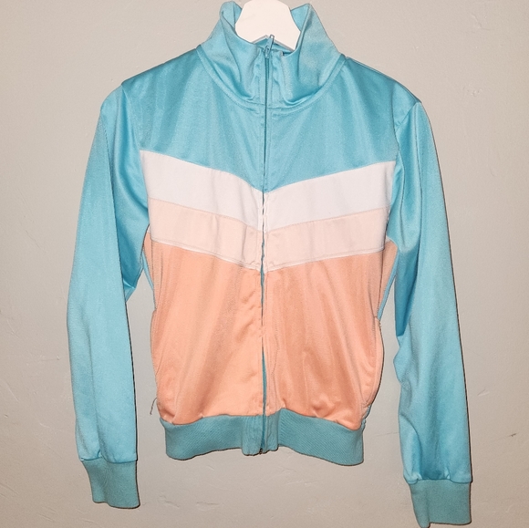 Color Block Active Jacket - Picture 4 of 4